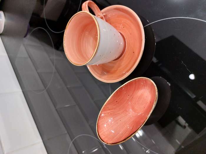 Фотография покупателя товара Чайная пара керамическая «Аура», 2 предмета: чашка 200 мл, блюдце d=13 см, цвет оранжевый - Фото 1