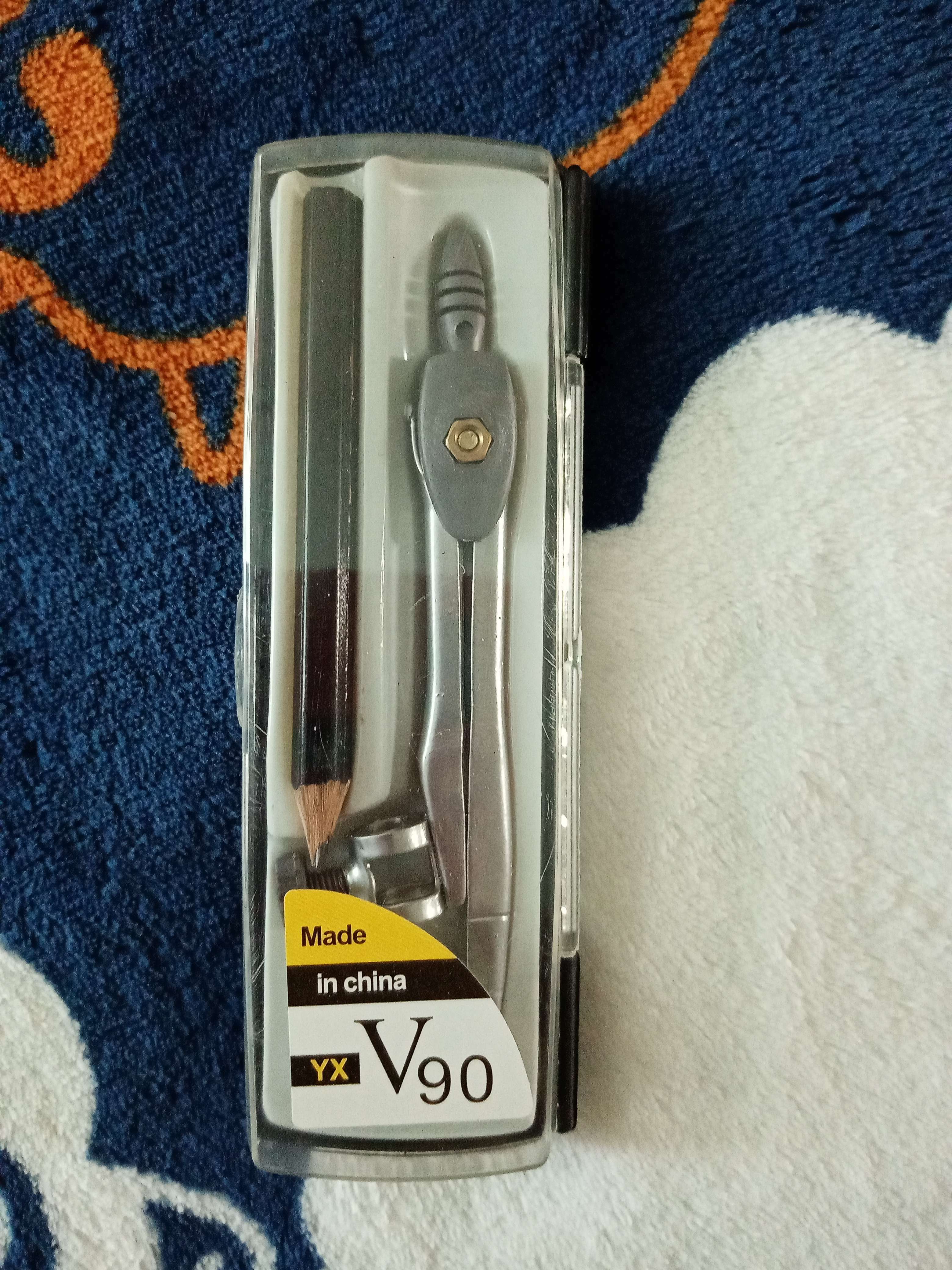 Фотография покупателя товара Циркуль металлический 125 мм, с карандашом, в пластиковом пенале (козья ножка), МИКС - Фото 3