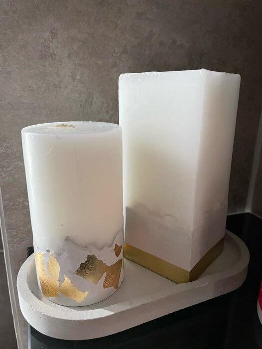 Фотография покупателя товара Свеча интерьерная белая с бетоном, низ золото, 6 х 6 х 14 см