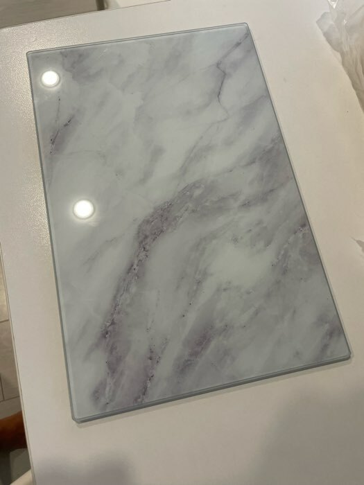 Фотография покупателя товара Доска разделочная стеклянная Доляна «Белый мрамор», 30×20 см