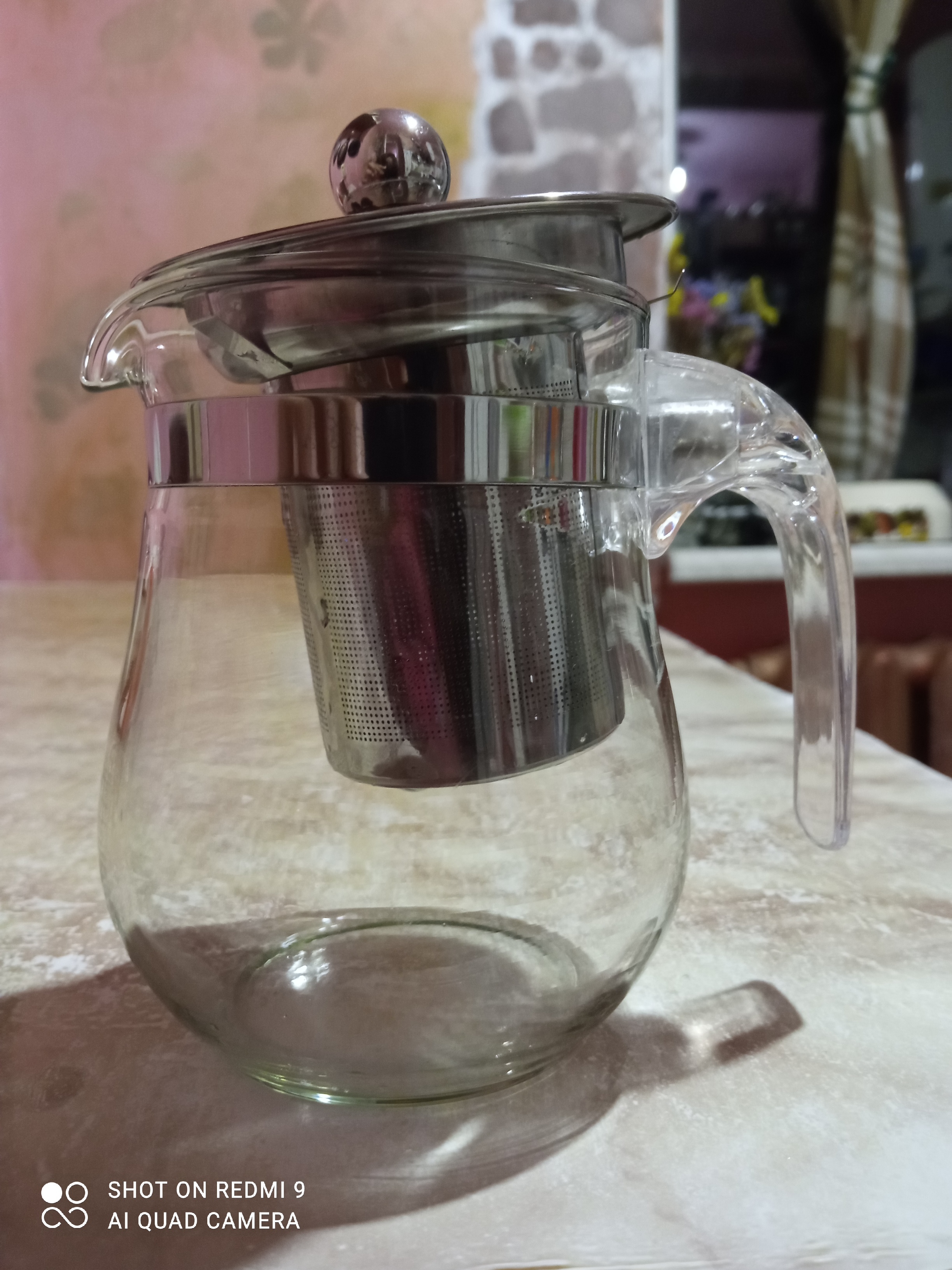 Фотография покупателя товара Чайник стеклянный заварочный Magistro «Шейди», 500 мл, с металлическим ситом, пластиковая колба - Фото 3