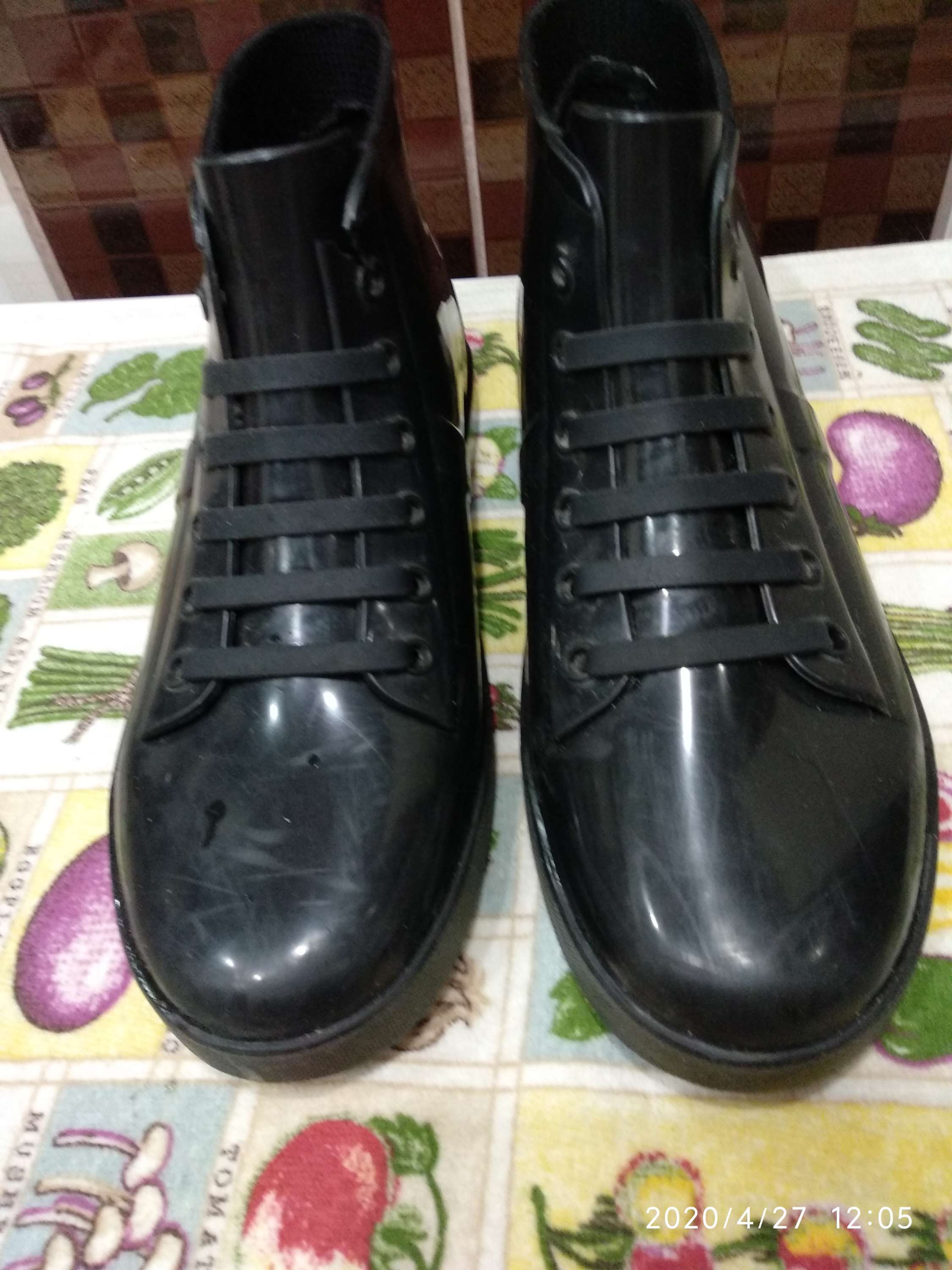 Фотография покупателя товара Полуботинки женские с утеплением на шнуровке, цвет чёрный, размер 36 - Фото 4