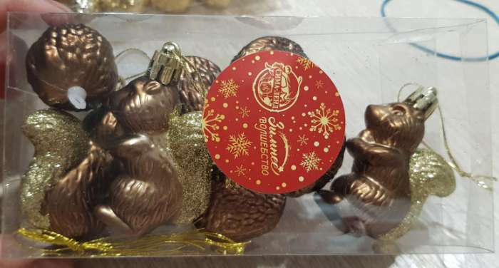Фотография покупателя товара Ёлочные игрушки 8 шт. «Зимнее волшебство. Белочки и орешки» пластик, коричневый - Фото 3