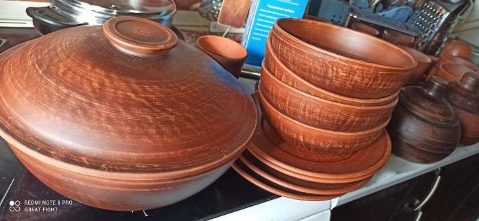 Фотография покупателя товара Набор посуды из красной глины "Эко", 9 предметов: сковорода 3,5 л, глубокие тарелки 0.8 л, плоские тарелки 20 см - Фото 2