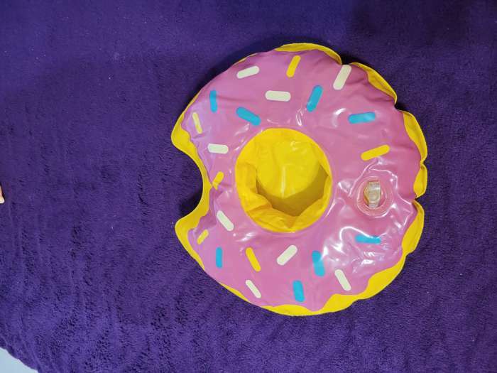 Фотография покупателя товара Игрушка надувная-подставка «Пончик», 20 см, цвет МИКС - Фото 2