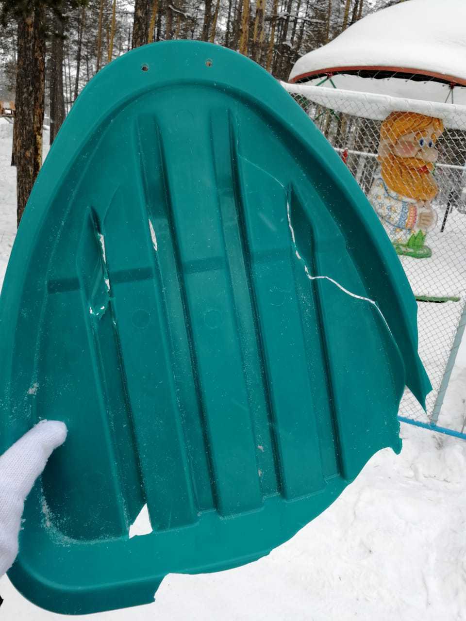 Фотография покупателя товара Санки ледянка треугольные, цвета МИКС
