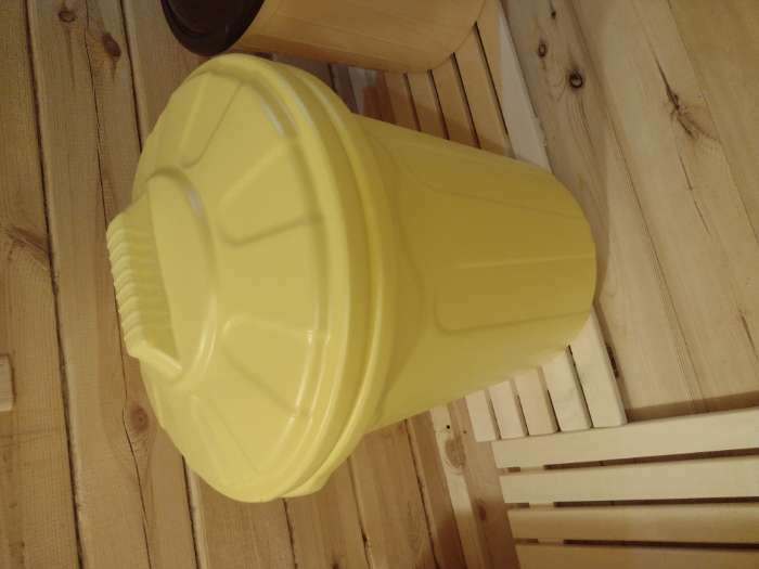 Фотография покупателя товара Бочка-бак хозяйственно-бытовой, 80 л, с крышкой, жёлтый - Фото 1