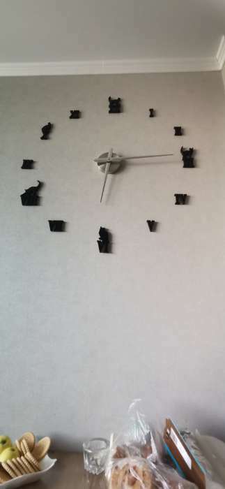Фотография покупателя товара Часы-наклейка, серия: DIY, "Кошечки", плавный ход, d-120 см, 1 АА, черные
