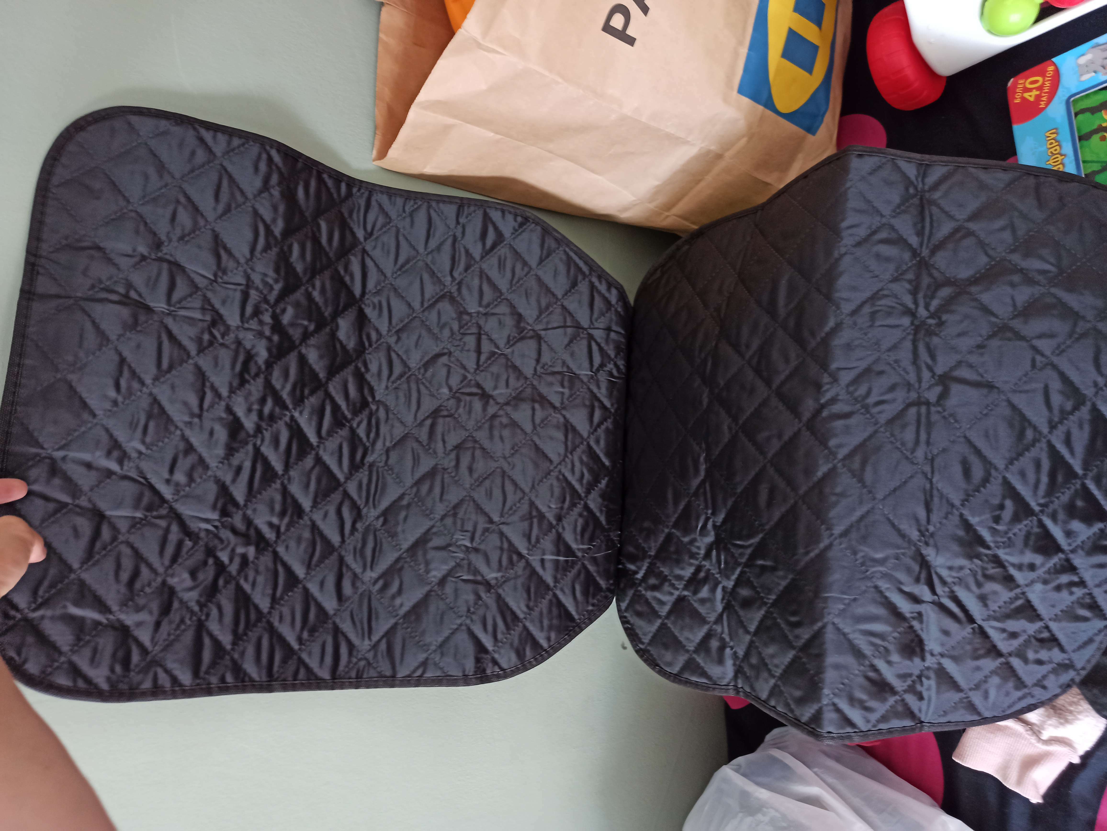 Фотография покупателя товара Накидка защитная под детское автокресло, оксфорд, черный, 44х95 см