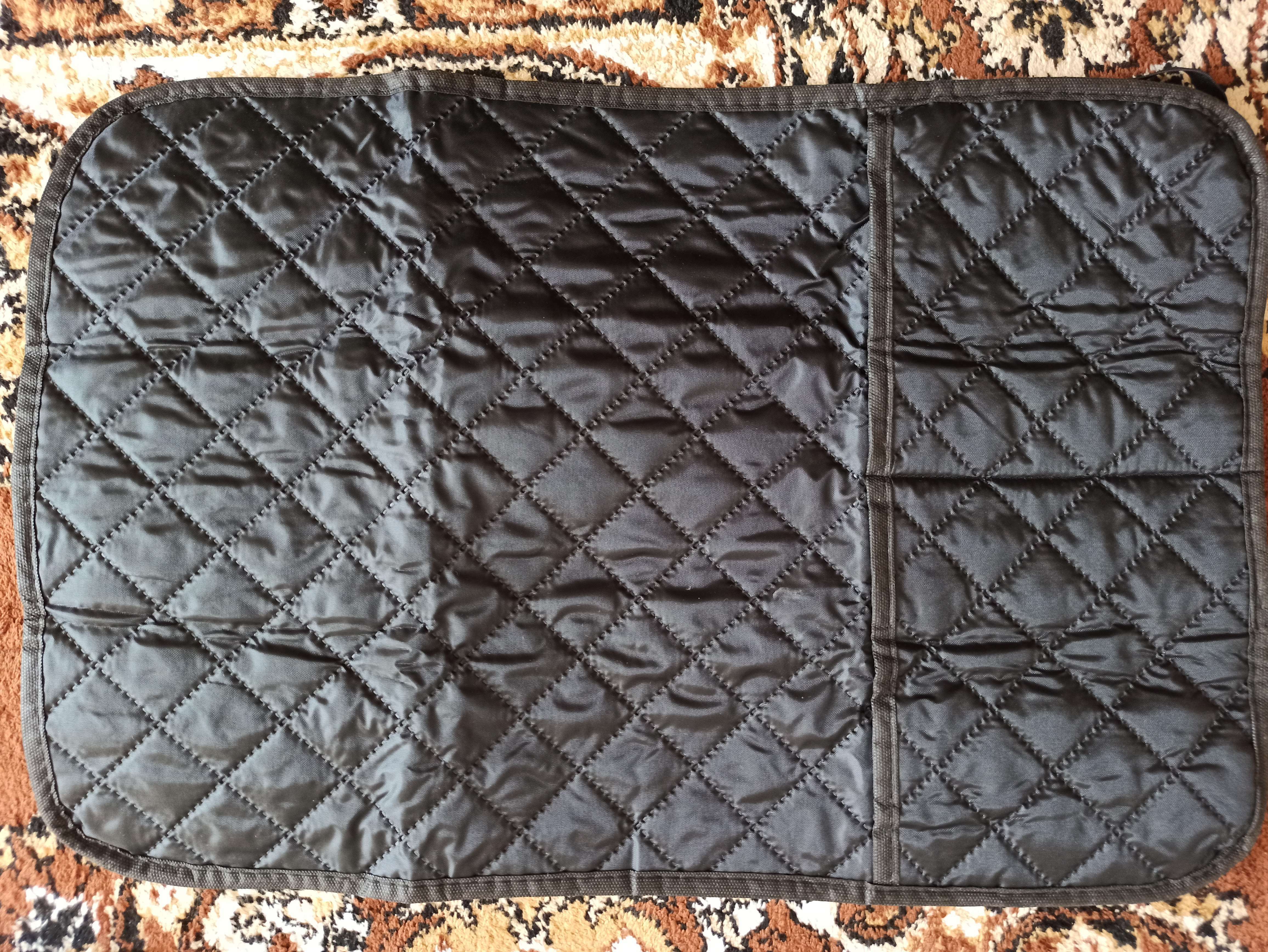 Фотография покупателя товара Накидка-незапинайка на спинку сиденья Cartage, оксфорд, два кармана, 60 х 40 см, черный - Фото 1