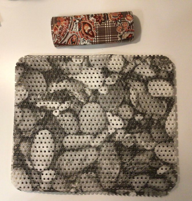 Фотография покупателя товара Набор ковриков для сушки посуды 2 шт, 31 х 26 см, МИКС - Фото 1