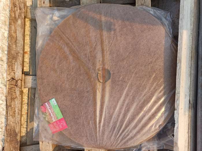 Фотография покупателя товара Круг приствольный, d = 0,9 м, из кокосового полотна, набор 5 шт., «Мульчаграм»