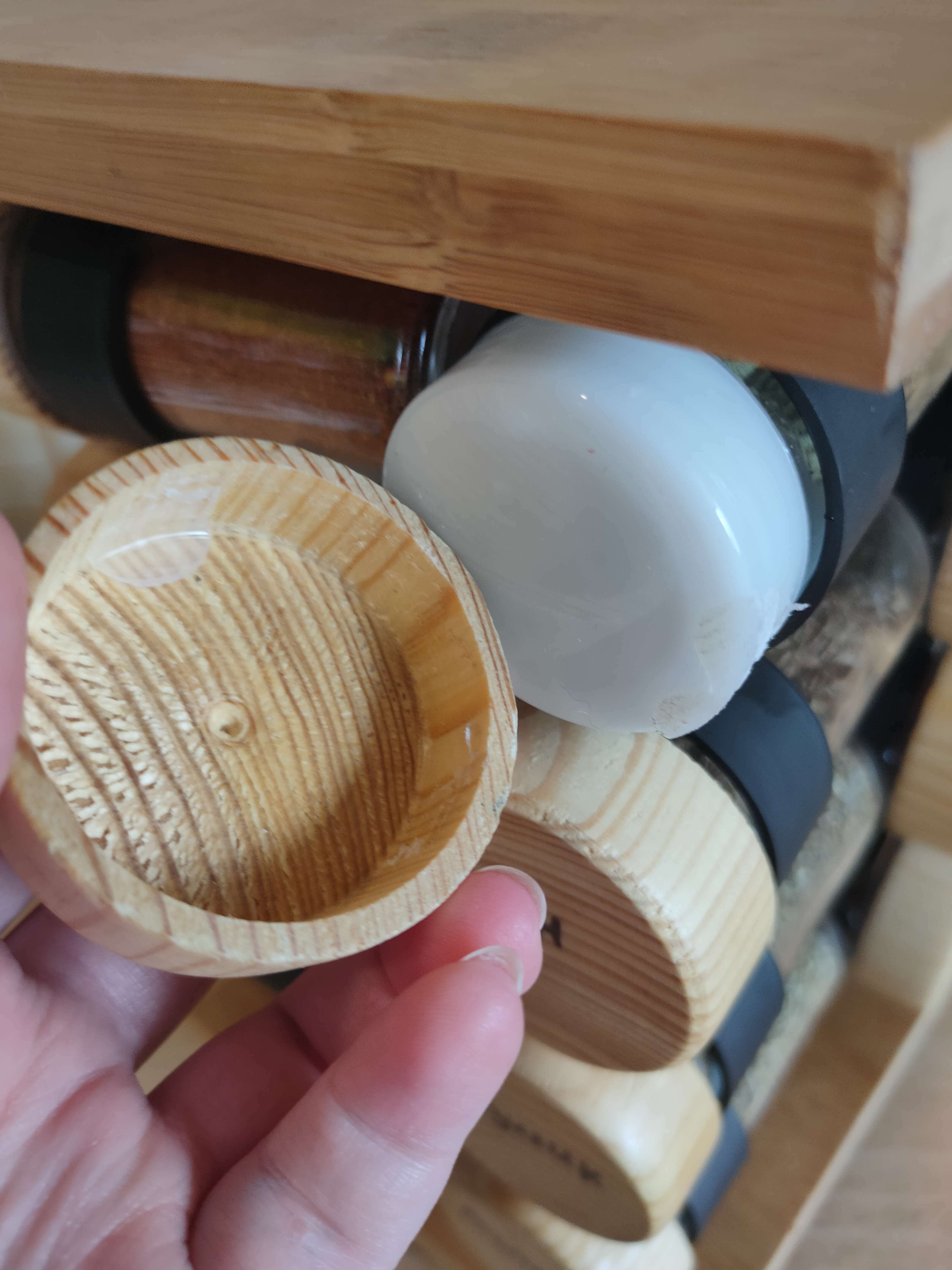 Фотография покупателя товара Набор для специй из стекла на бамбуковой подставке BellaTenero «Эко», 100 мл, 16 шт. - Фото 2