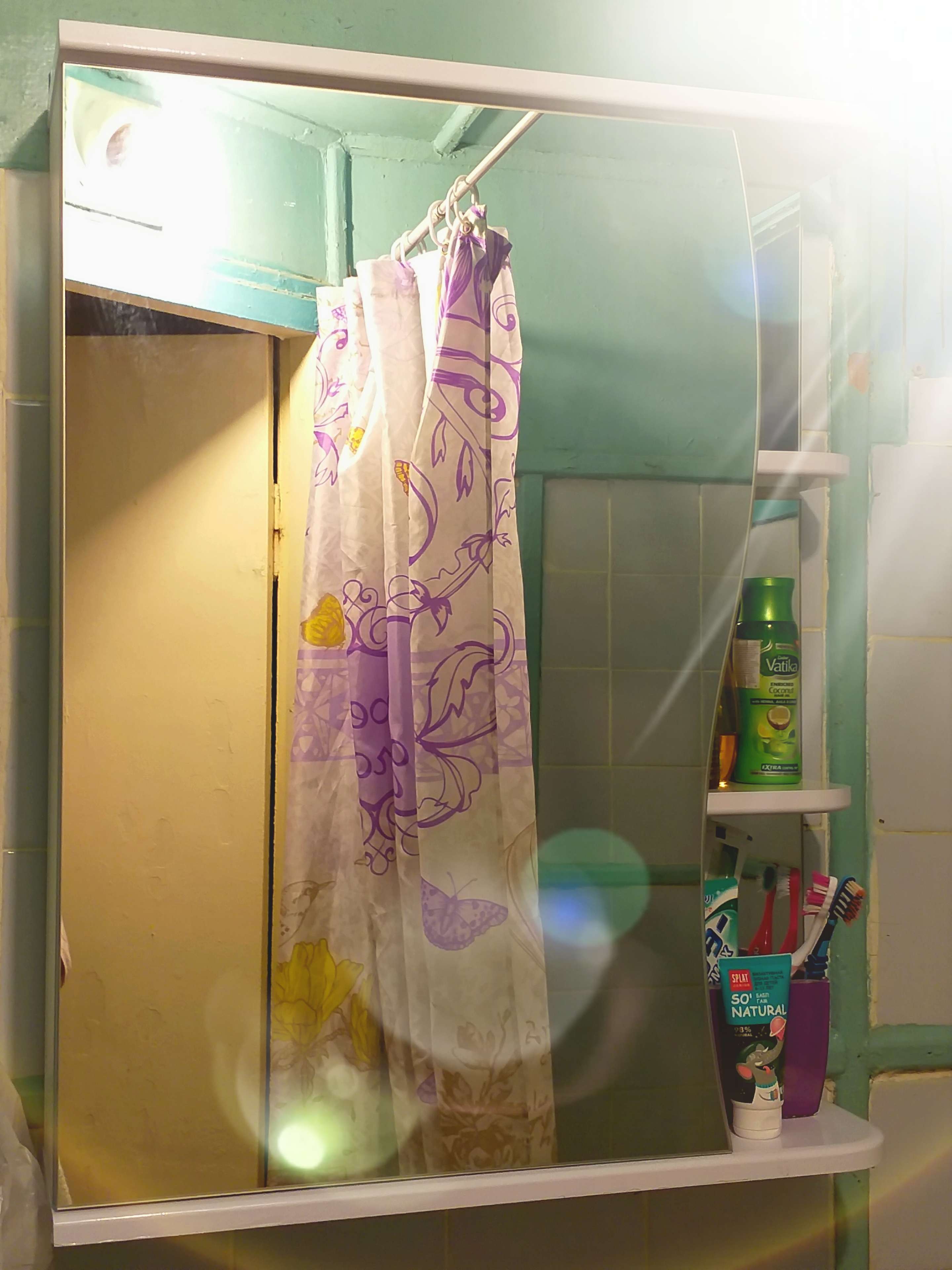 Фотография покупателя товара Зеркало-шкаф для ванной комнаты "Тура 5001", с тремя полками, 50 х 15,4 х 70 см - Фото 30