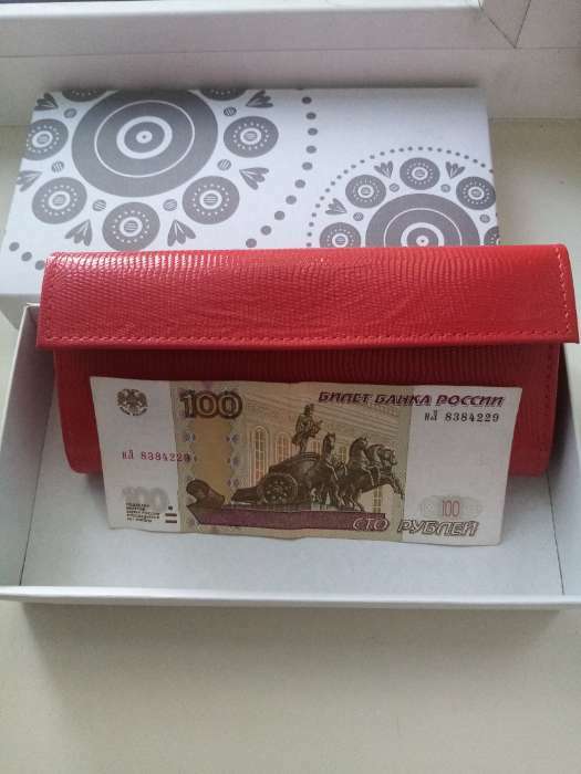 Фотография покупателя товара Кошелёк женский, 2 отдела, для карт, для монет, игуана коричневый - Фото 2
