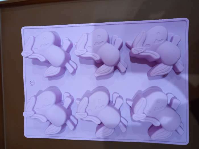 Фотография покупателя товара Форма силиконовая для выпечки Доляна «Единорог», 28×20 см, 6 ячеек, цвет МИКС