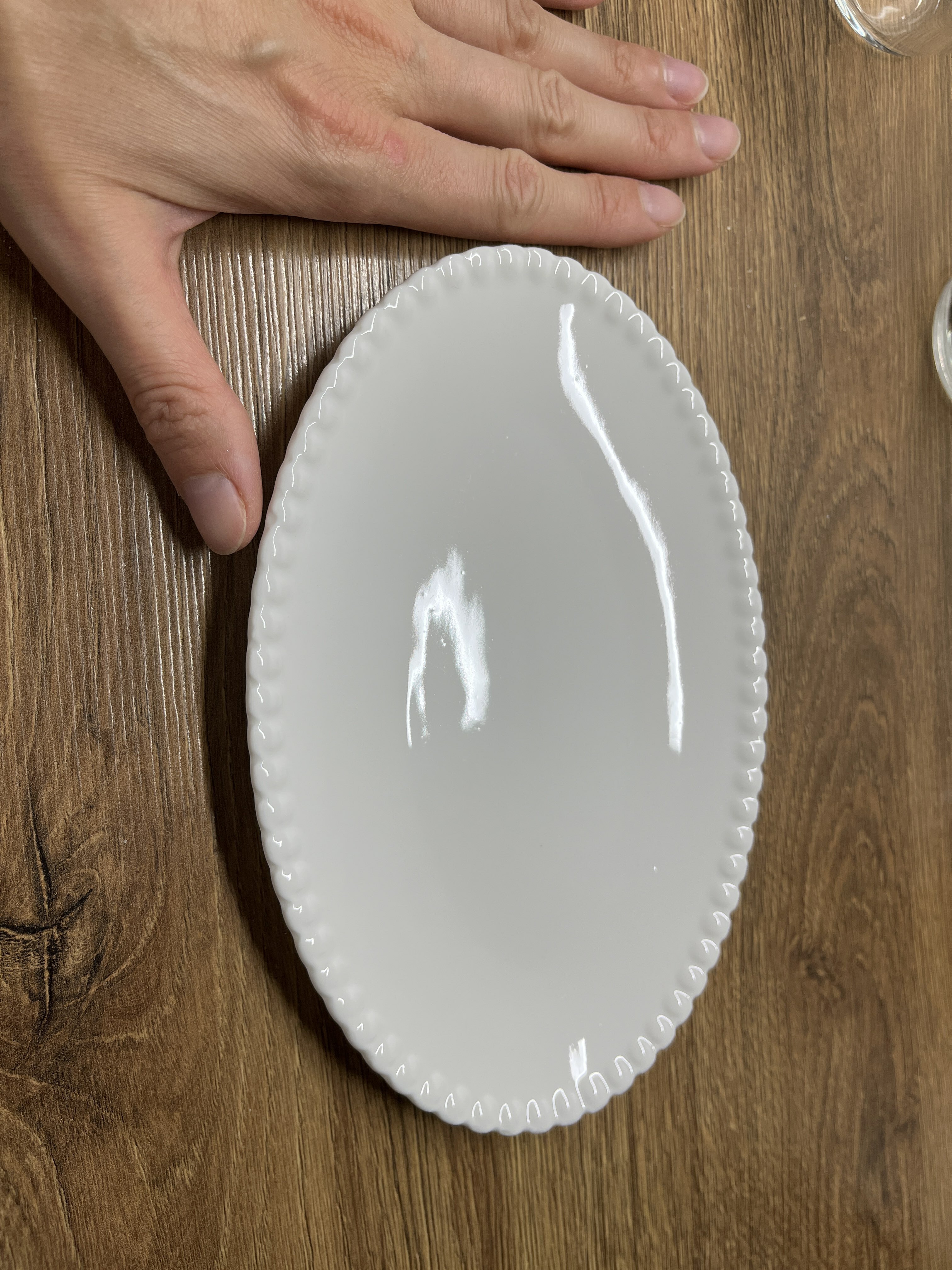 Фотография покупателя товара Блюдо фарфоровое овальное Magistro «Лакомка», 30×20×1,5 см, цвет белый - Фото 1