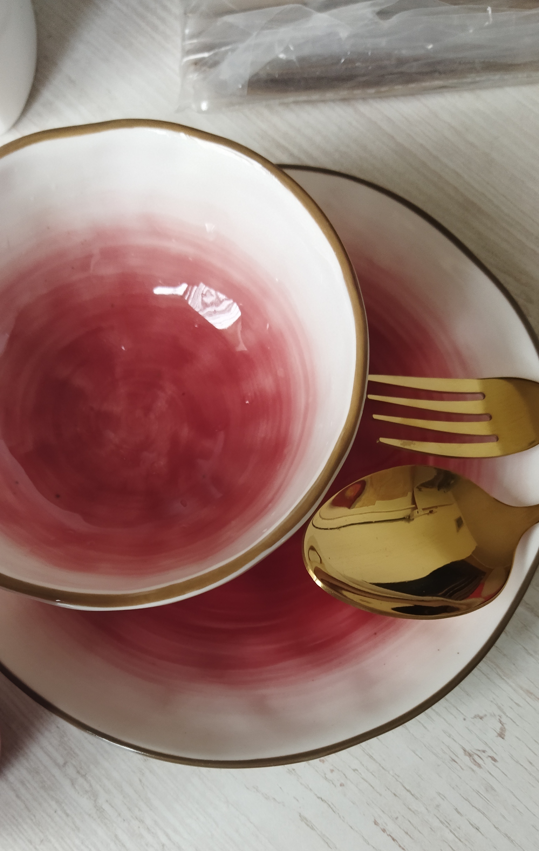 Фотография покупателя товара Блюдце фарфоровое Доляна «Космос», d=16 см, цвет красный