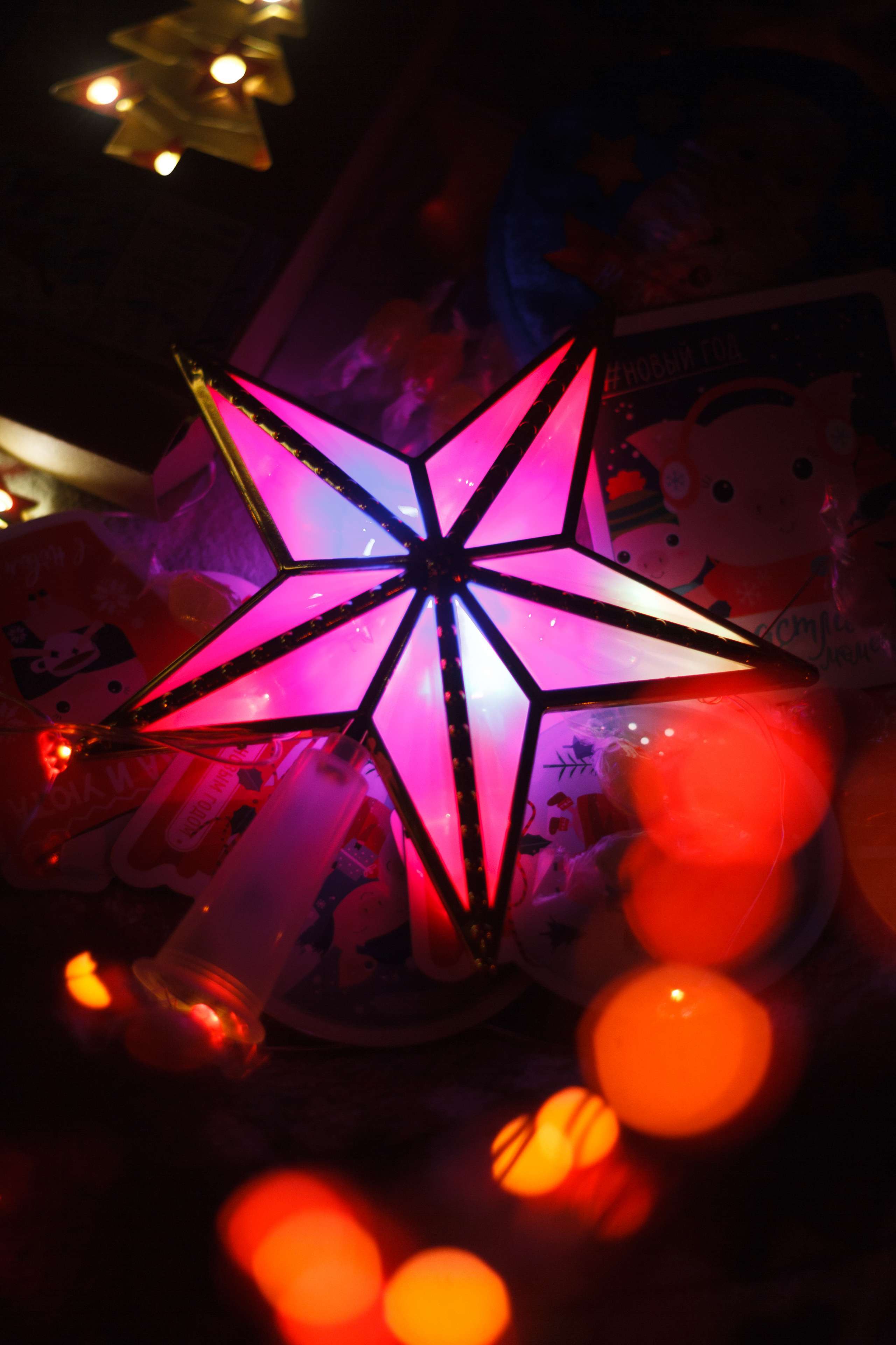 Фотография покупателя товара Светодиодная верхушка на ёлку «Звезда золотистая» 15 см, 10 LED, провод 2 метра, 220 В, свечение мульти - Фото 17
