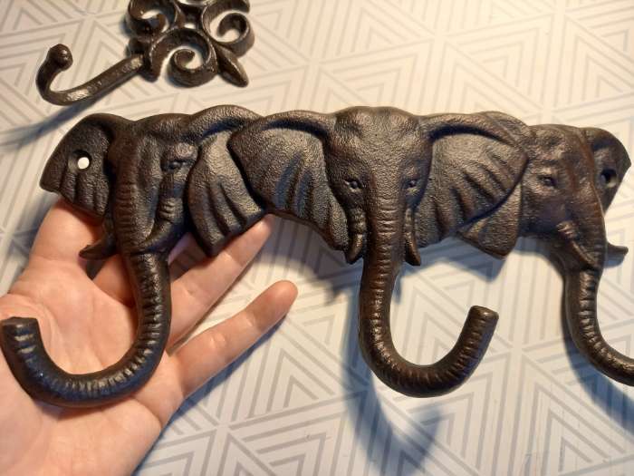 Фотография покупателя товара Крючки декоративные металл "Три слона" 12х25,5х4 см - Фото 2