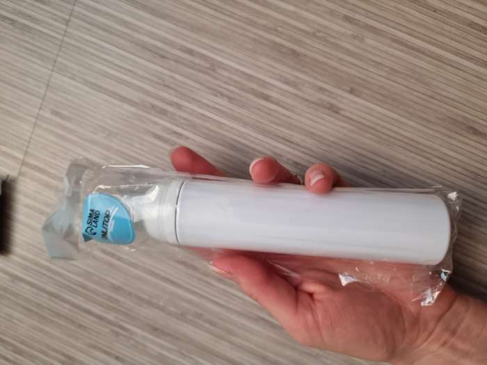 Фотография покупателя товара Бутылочка для хранения, с пенообразующим дозатором, 50 мл, цвет белый - Фото 3