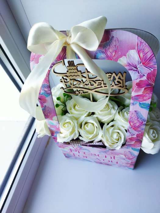 Фотография покупателя товара Коробка-переноска для цветов «Для тебя», 17 × 12 × 32 см - Фото 1