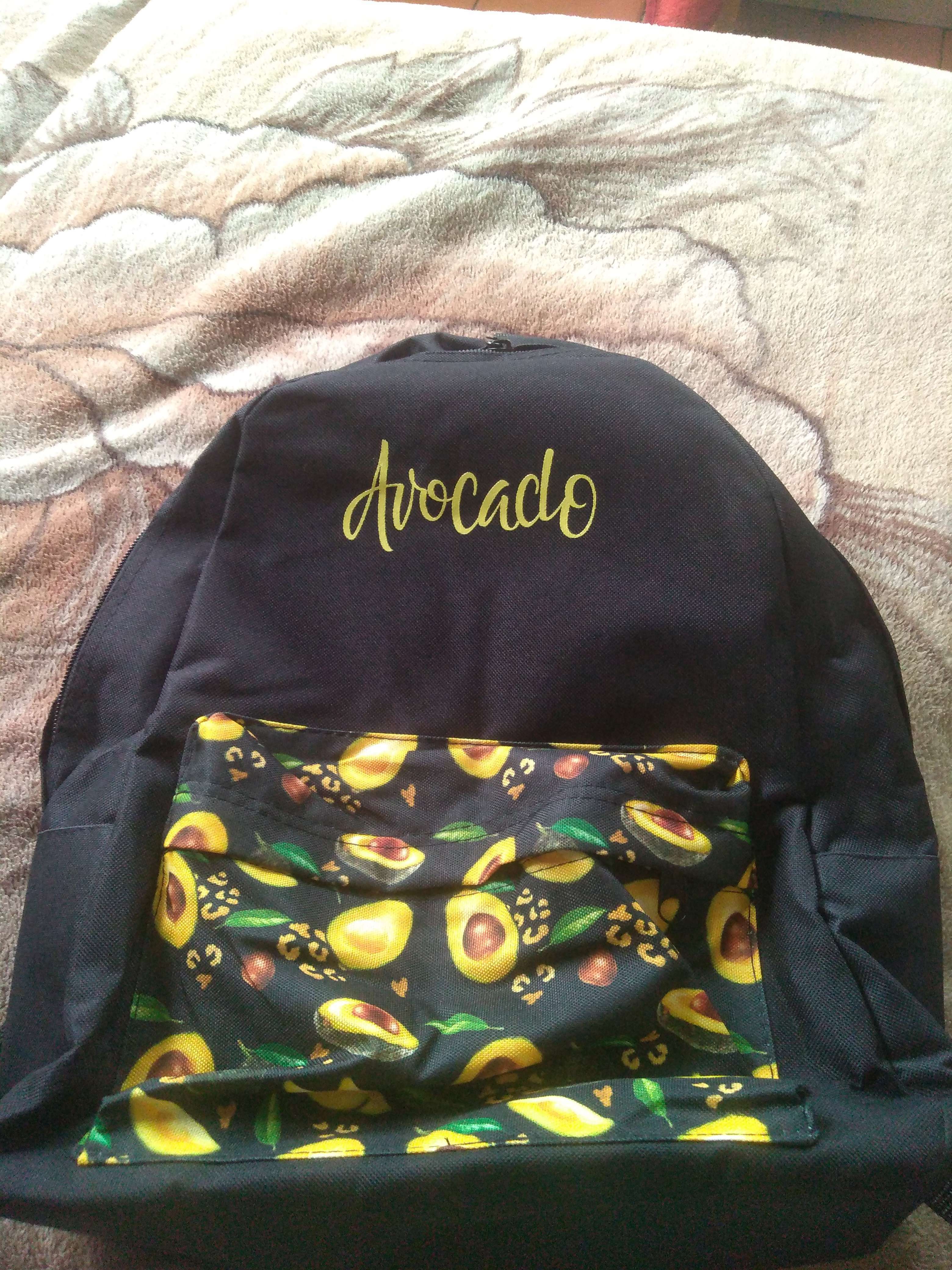 Фотография покупателя товара Рюкзак школьный молодёжный «Авокадо», 33х13х37 см, отдел на молнии, н/карман, чёрный - Фото 1
