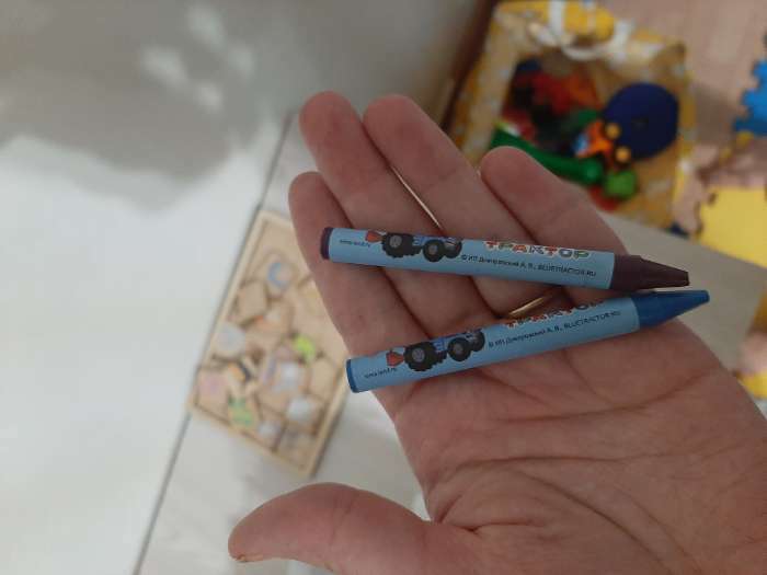 Фотография покупателя товара Восковые карандаши, набор 6 цветов, Синий трактор