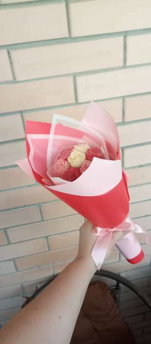 Фотография покупателя товара Пленка матовая для цветов и букетов, красный, пастельный, 0.58×10 м - Фото 15