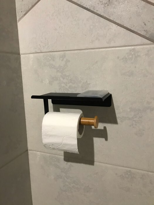 Фотография покупателя товара Держатель для туалетной бумаги с полочкой BAMBOO, 18×9,7×7,5 см, цвет чёрный