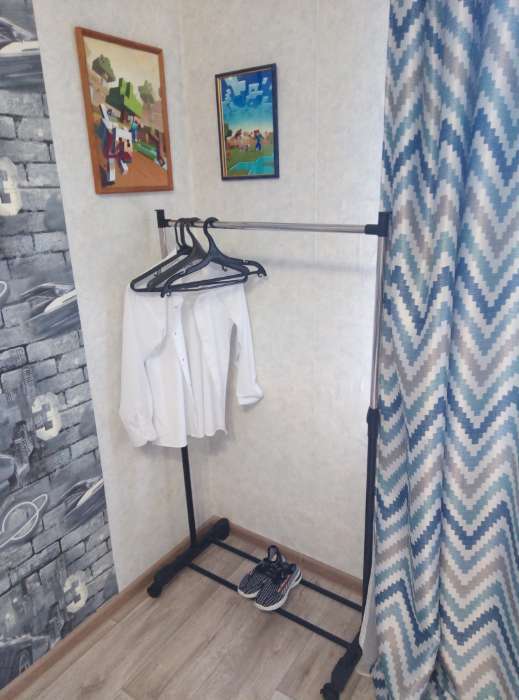 Фотография покупателя товара Вешалка напольная для одежды телескопическая Доляна, 1 перекладина, 80×43×90(160) см, цвет чёрный - Фото 14