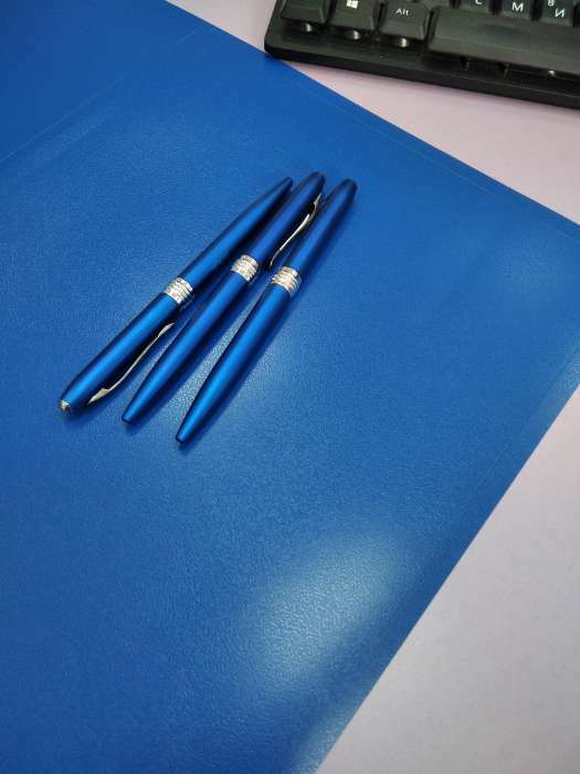 Фотография покупателя товара Ручка шариковая поворотная, 0.7 мм, под логотип, стержень синий, синий корпус - Фото 3