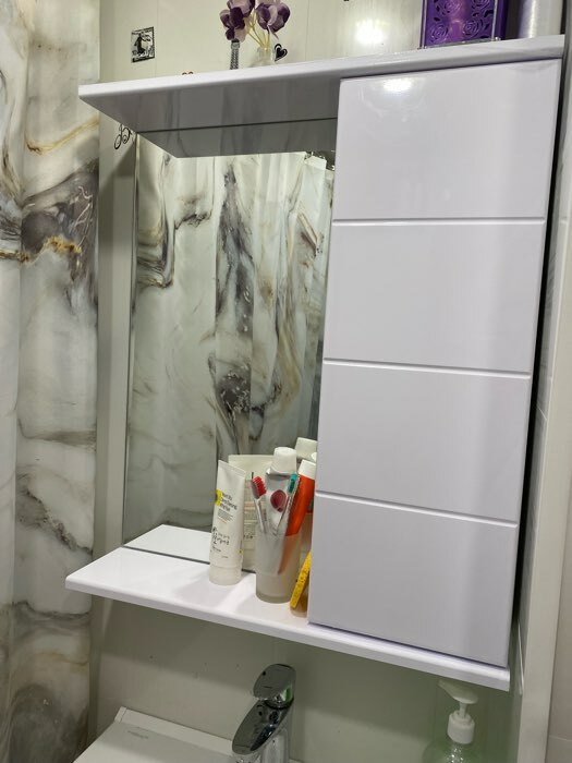 Фотография покупателя товара Зеркало-шкаф "Квадро", 60 х 15,4 х 70 см, белый глянец - Фото 1