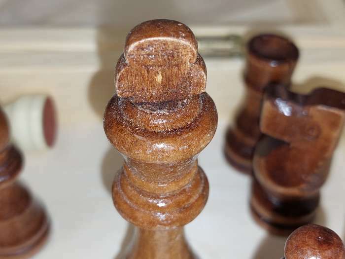 Фотография покупателя товара Шахматы деревянные гроссмейстерские, турнирные 43 х 43 см, король h-9 см, пешка h-3.5 см - Фото 7