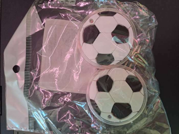 Фотография покупателя товара Крючки самоклеящиеся «Футбольный мяч», 2 шт, МИКС