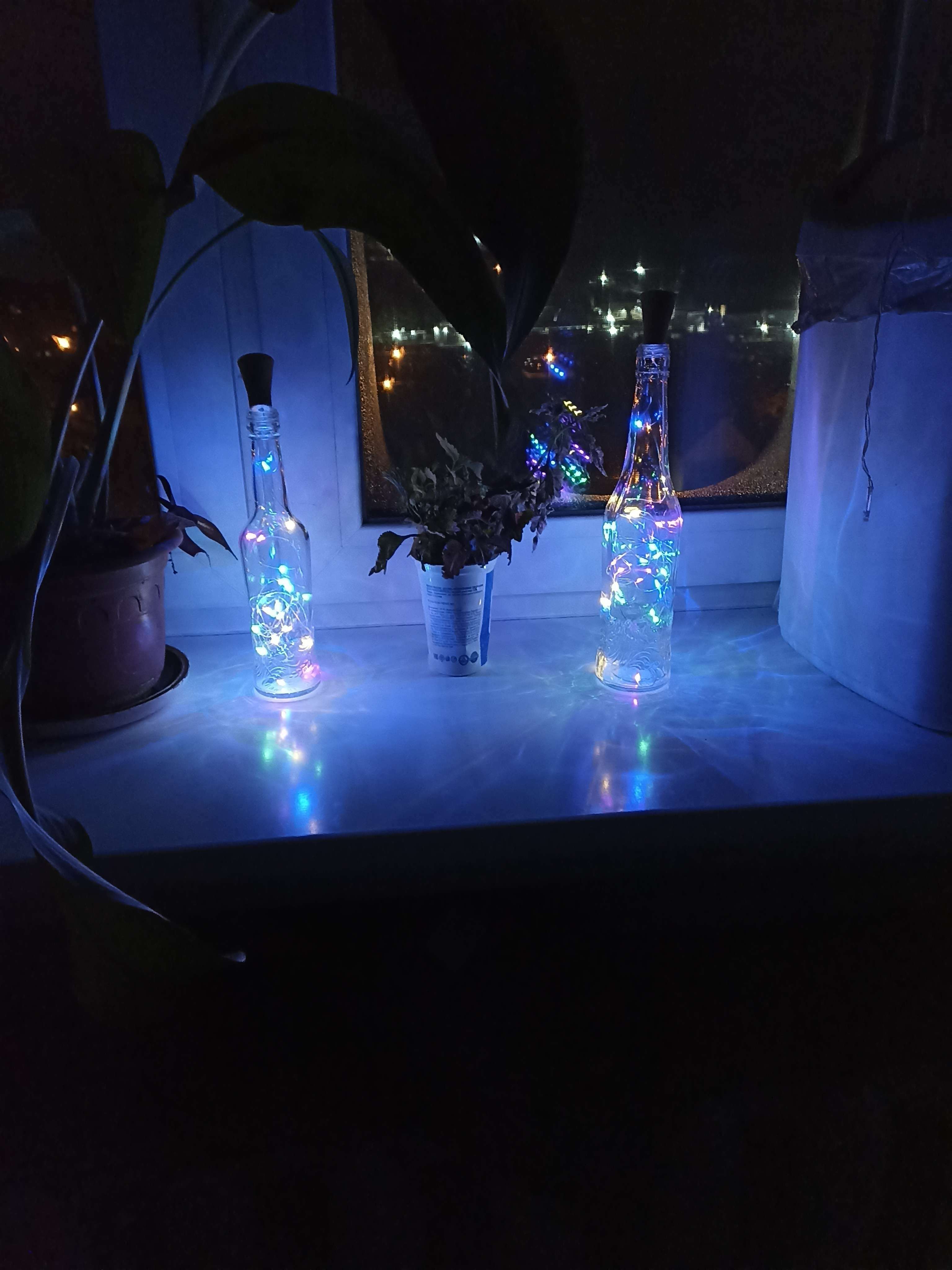 Фотография покупателя товара Гирлянда «Нить» 2 м роса с пробкой, IP44, серебристая нить, 20 LED, свечение мульти, солнечная батарея - Фото 4