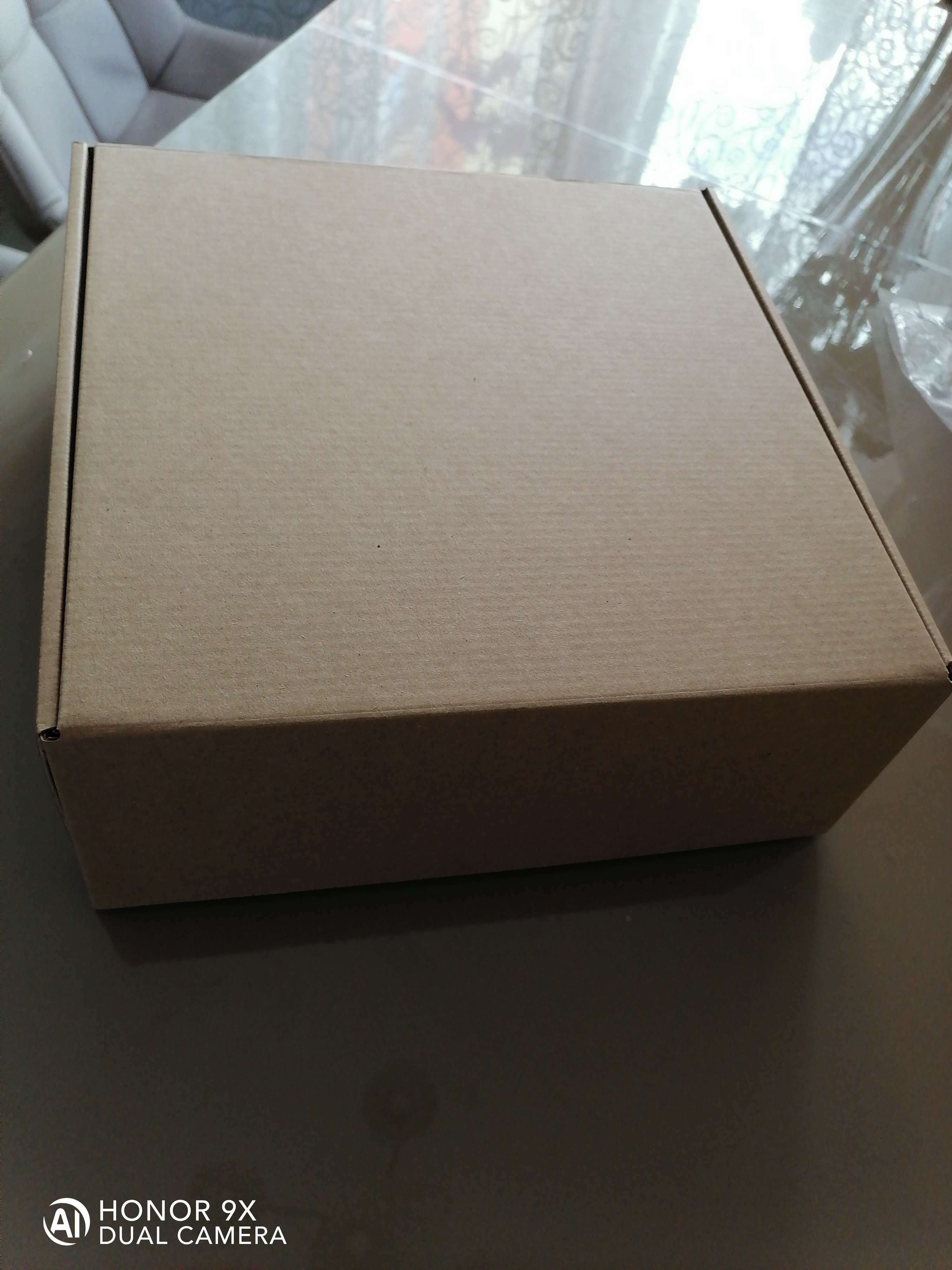 Фотография покупателя товара Коробка самосборная, крафт, 26 х 26 х 9,5 см - Фото 1