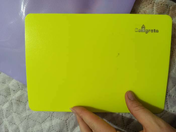 Фотография покупателя товара Доска для лепки пластиковая А5 Calligrata "Яркое творчество", неон жёлтый