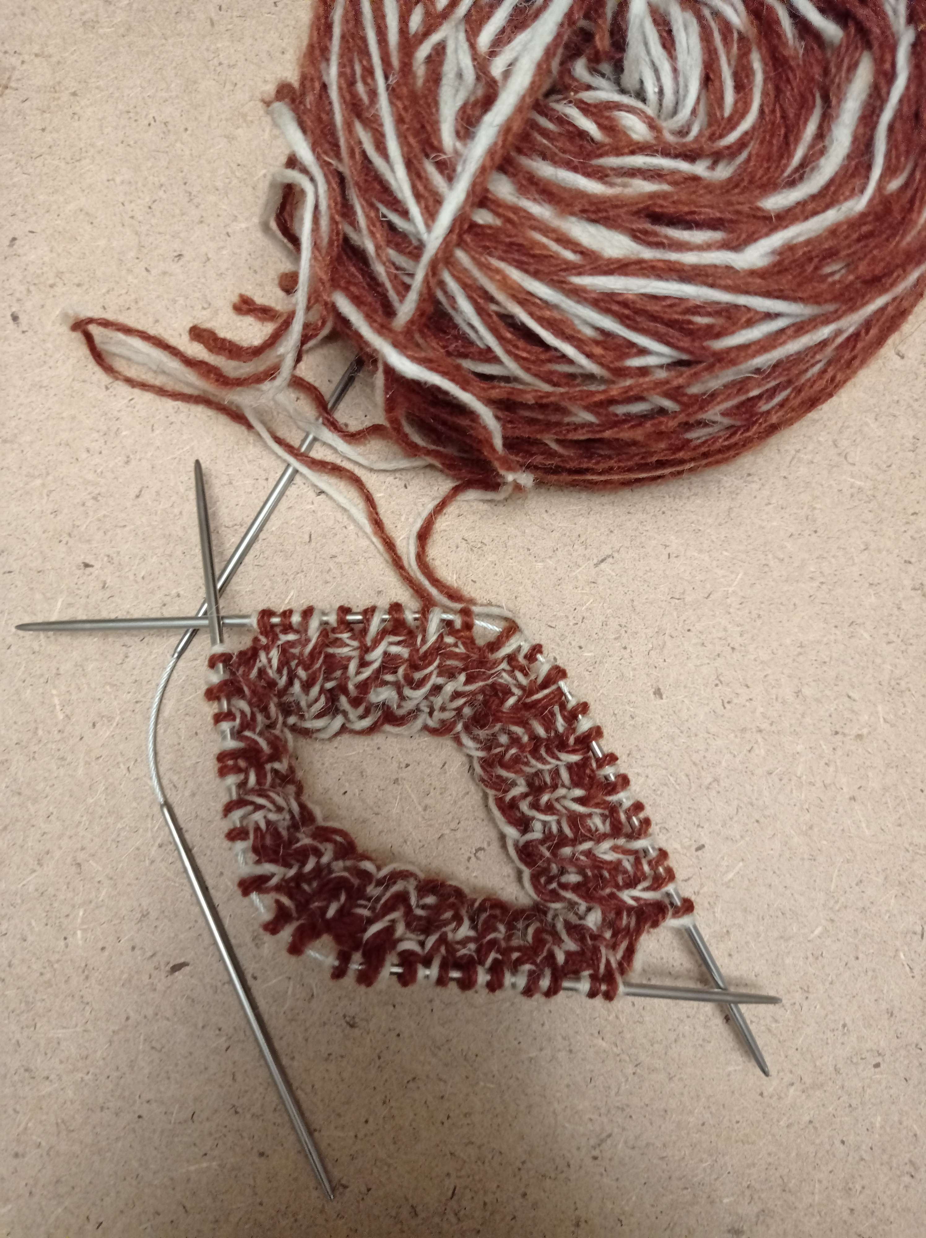 Фотография покупателя товара Спицы для вязания, чулочные, гибкие, d = 4,5 мм, 21 см, 3 шт