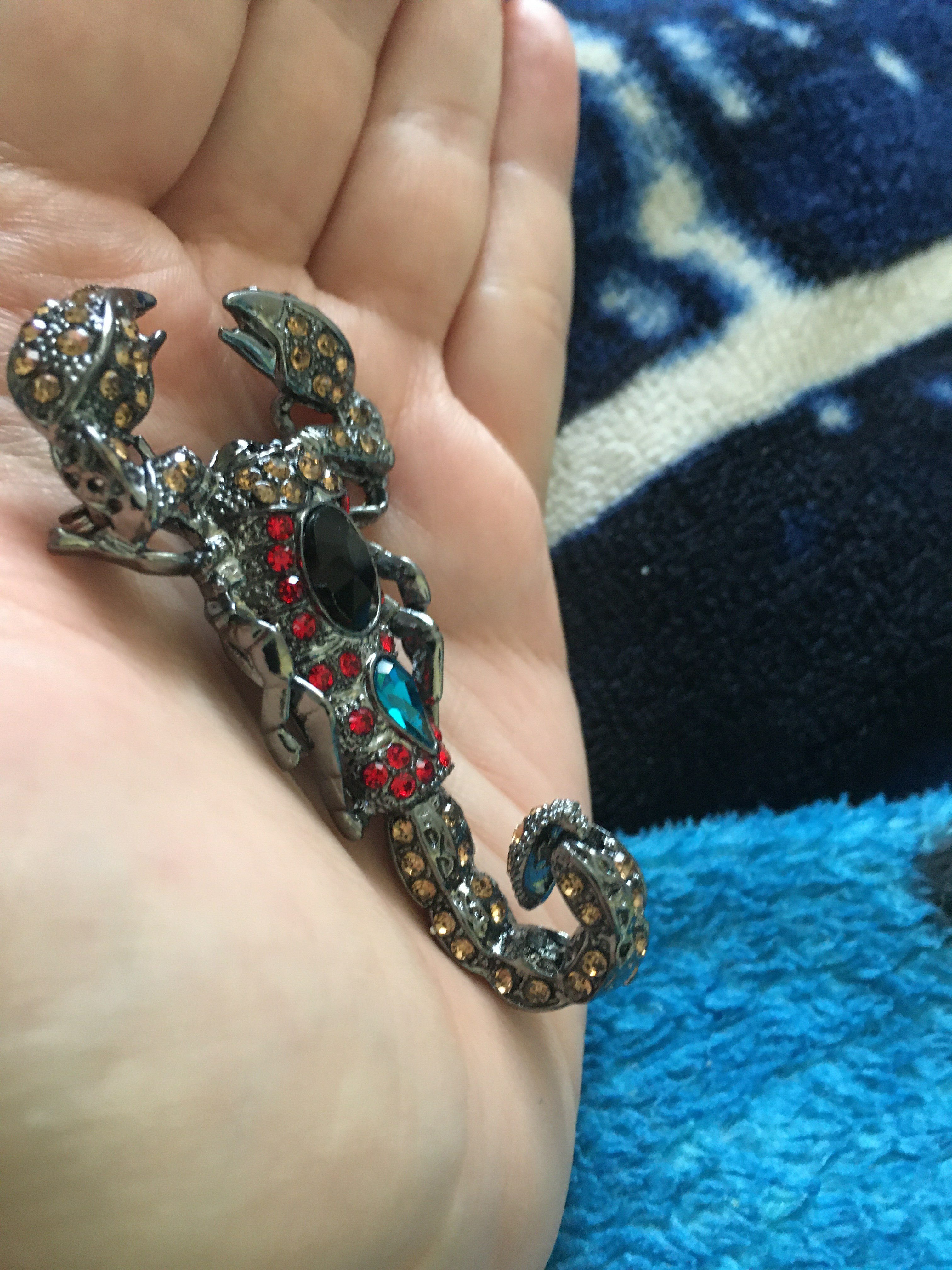 Фотография покупателя товара Брошь «Скорпион», цветная в сером металле - Фото 2