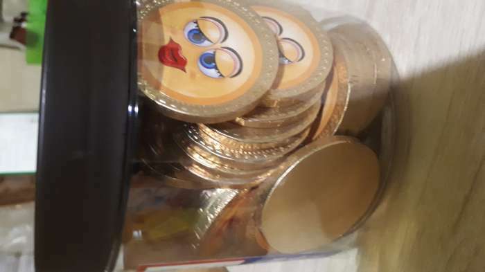 Фотография покупателя товара Кондитерское изделие монеты "Мэйлики - поцелуйчики", 50 шт - Фото 1