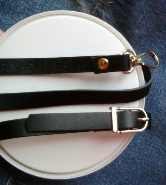 Фотография покупателя товара Ручка для сумки из натуральной кожи, с карабинами, 125 × 1,2 см, цвет чёрный