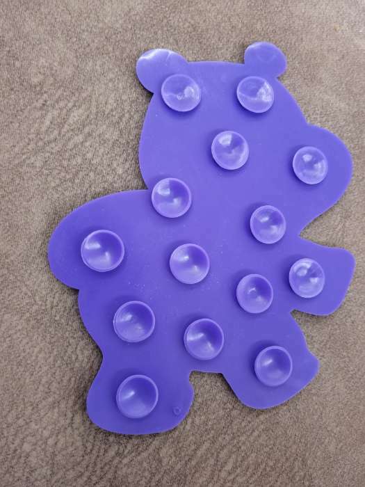 Фотография покупателя товара Мини-коврик для ванны Доляна «Бегемотик», 12×13 см, цвет фиолетовый - Фото 5