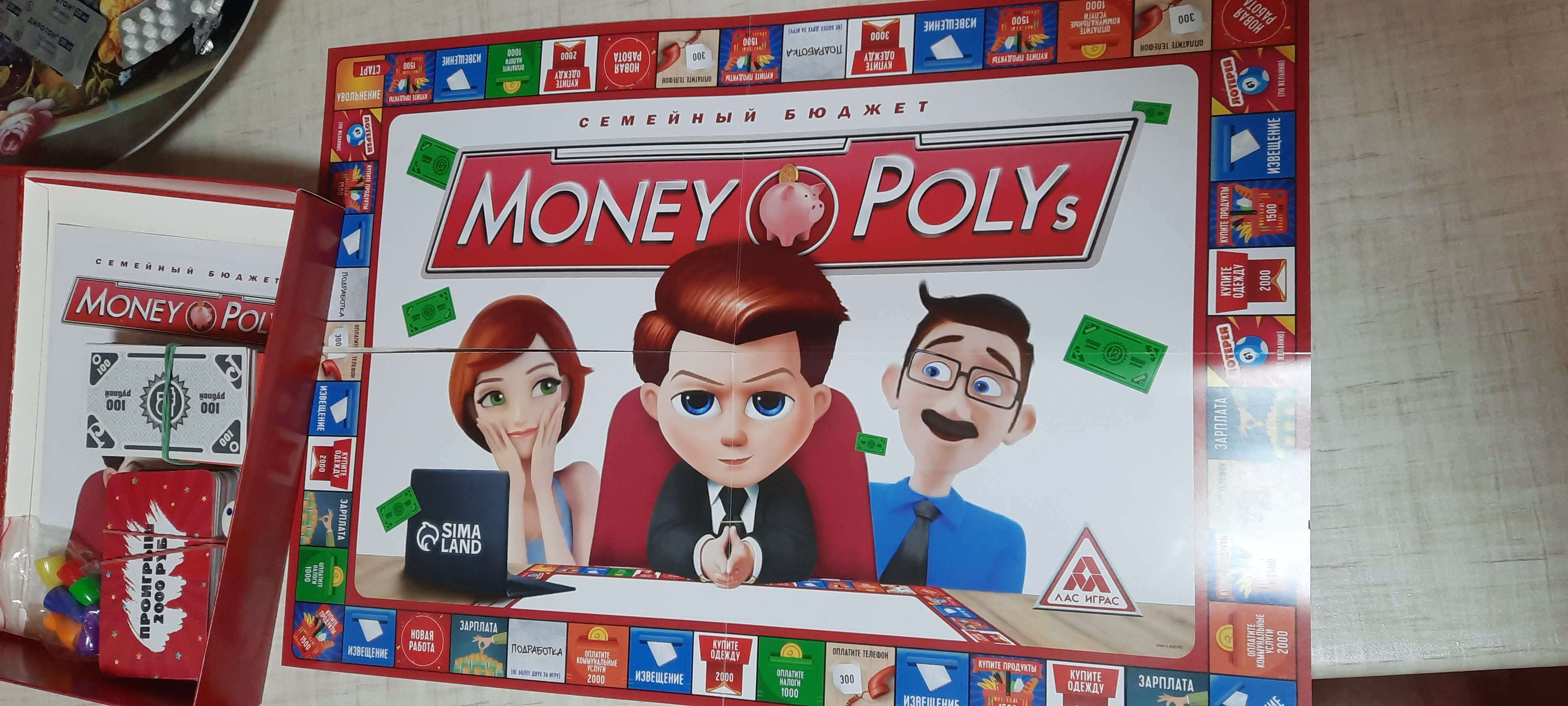 Фотография покупателя товара Настольная экономическая игра «MONEY POLYS. Семейный бюджет», 240 банкнот, 10+
