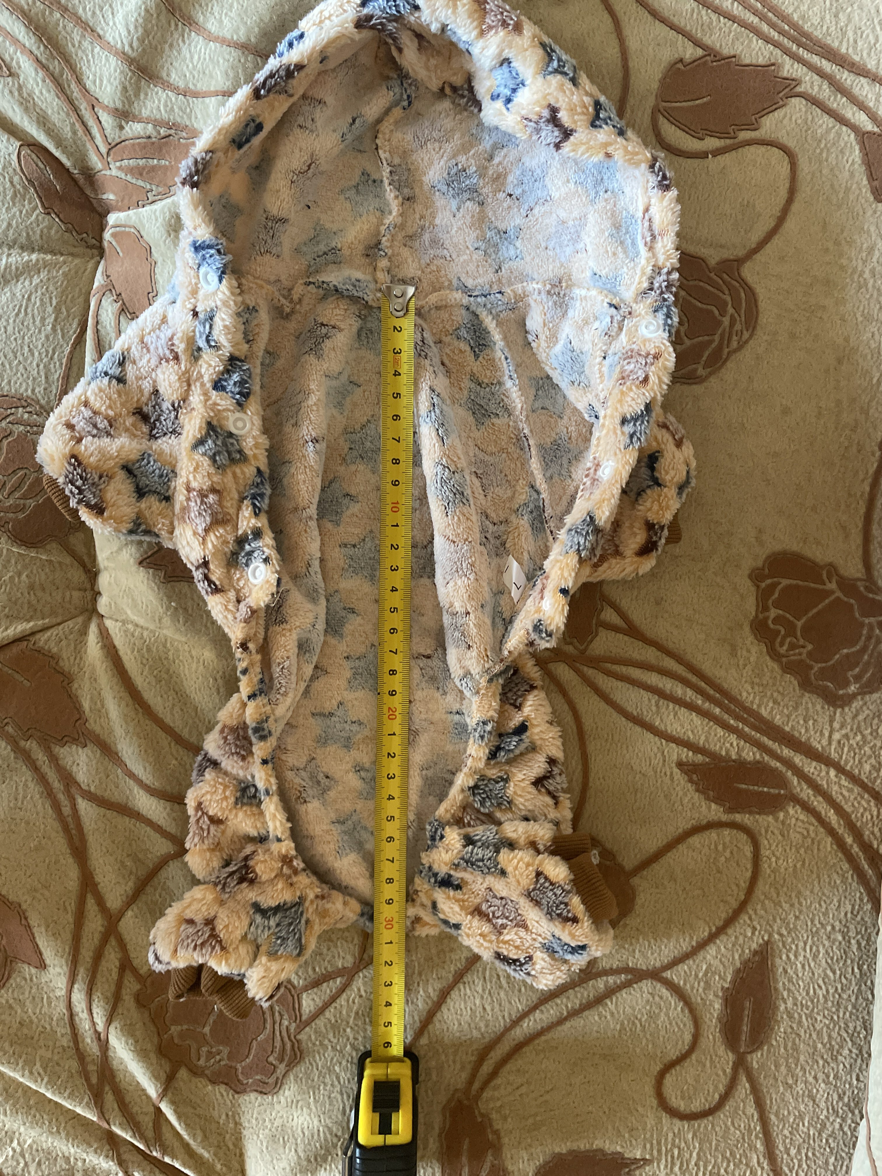Фотография покупателя товара Комбинезон "Звёзды" с капюшоном, размер L (ДС 35 см, ОГ 45 см, ОШ 35 см), бежевый - Фото 3