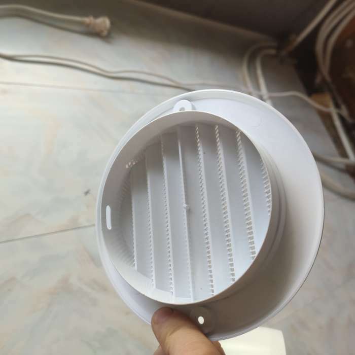 Фотография покупателя товара Решетка вентиляционная ERA 10 РКС, d=100 мм, круглая, с сеткой, неразъемная - Фото 1