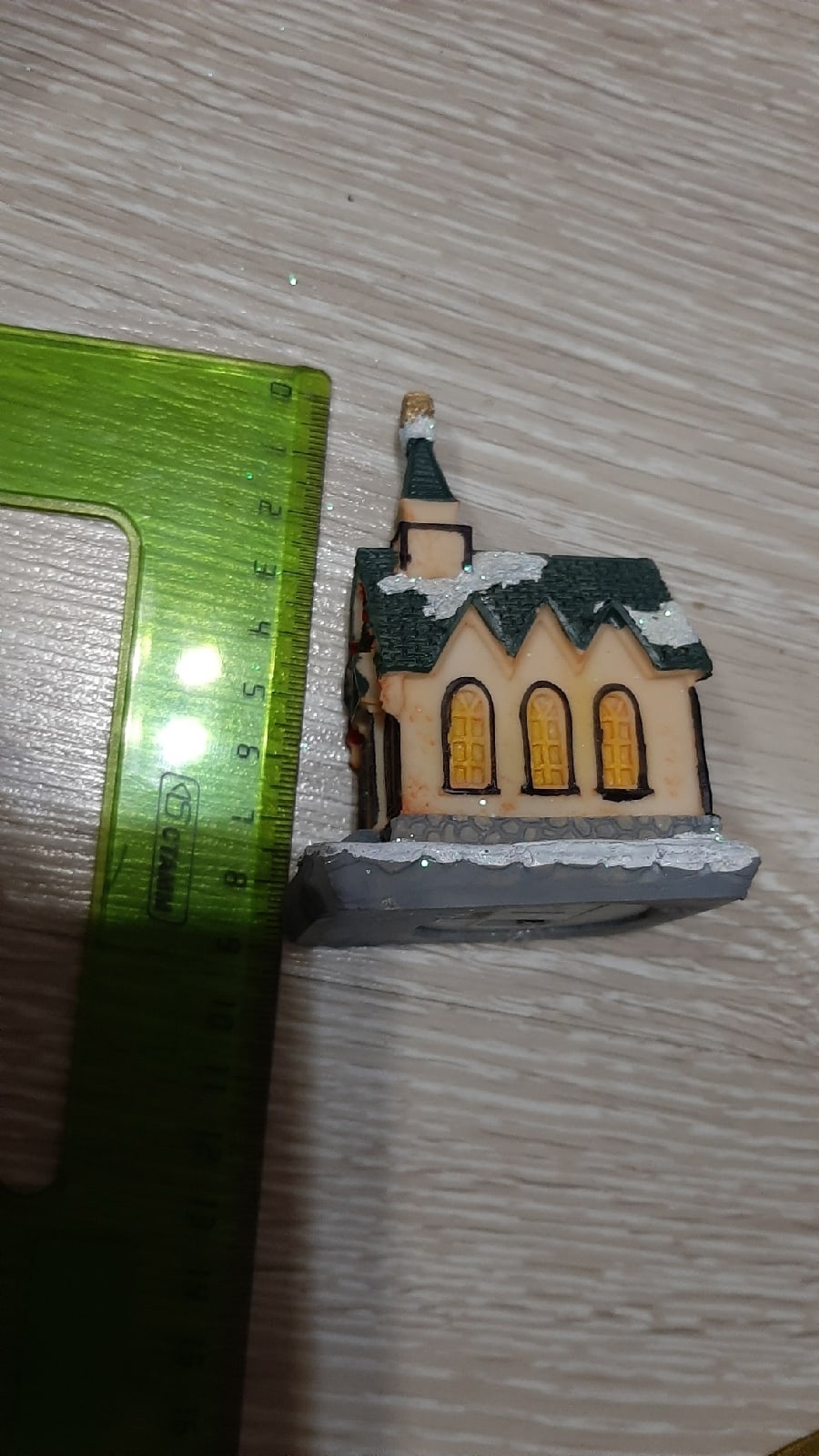 Фотография покупателя товара Светодиодная фигура «Дом с башней» 4.5× 8.5 × 6 см, керамика, батарейки AG13х2, свечение тёплое белое - Фото 19