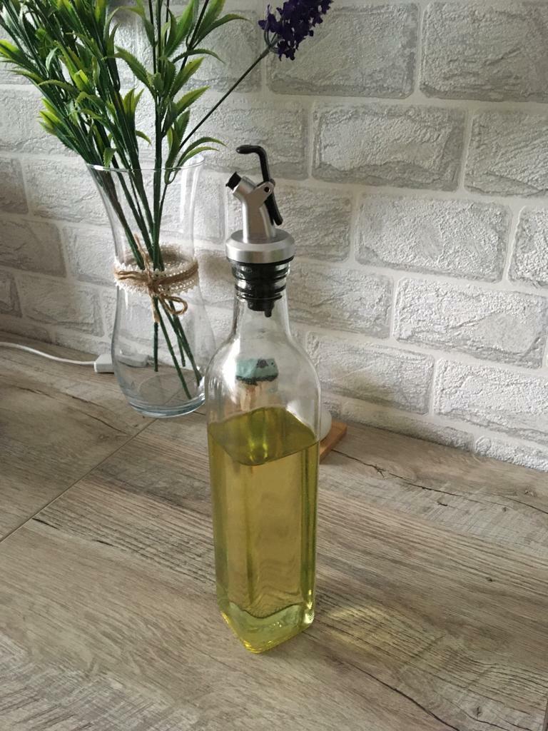 Фотография покупателя товара Бутылка стеклянная для соусов и масла Доляна «Классик», 500 мл, 5,5×30 см - Фото 2