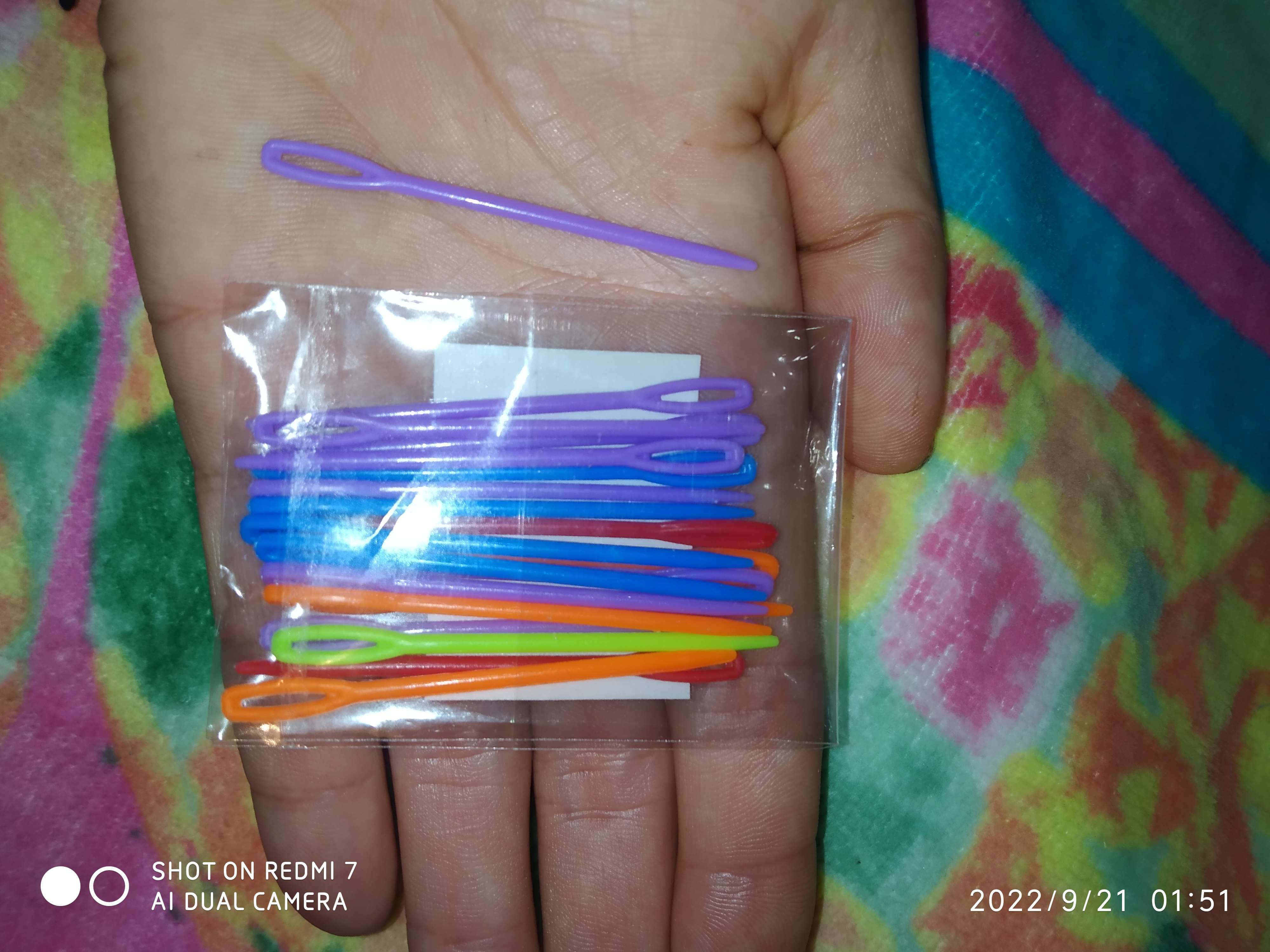 Фотография покупателя товара Игла пластиковая, набор 20 шт., размер 1 шт. — 5,7 см, цвета МИКС - Фото 1
