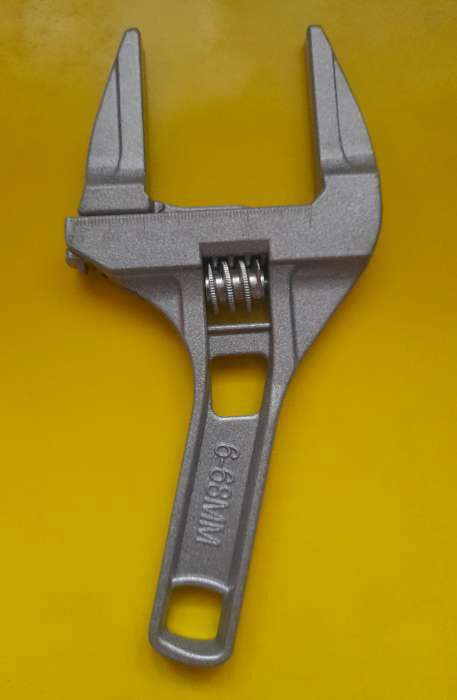 Фотография покупателя товара Ключ разводной сантехнический ТУНДРА, укороченная рукоятка, раскрытие губок до 68 мм, 200 мм - Фото 3